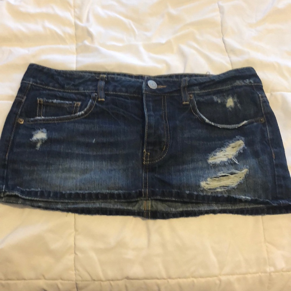 Size 8 American Eagle denim skirt